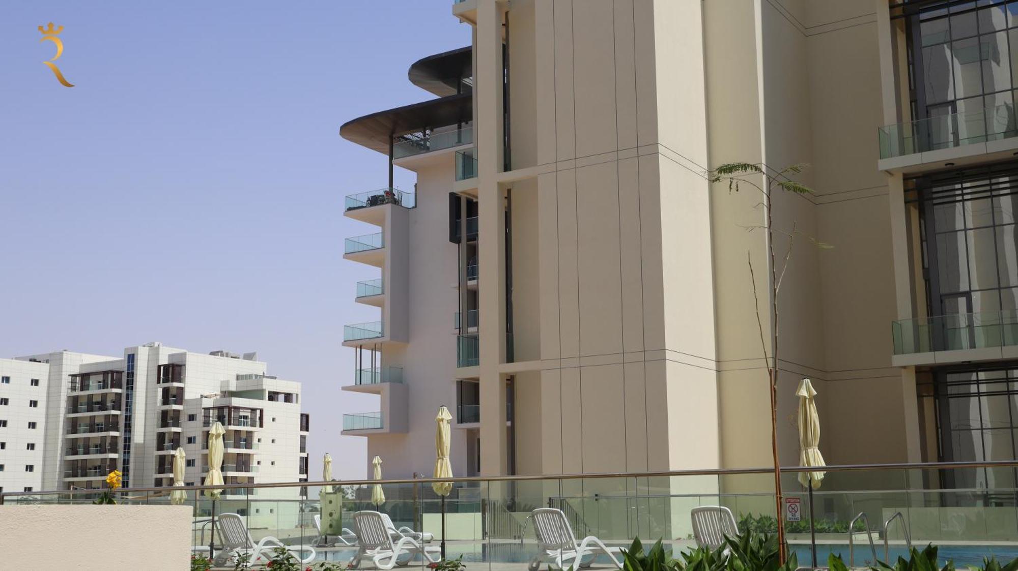 Executive 1br In Masdar *