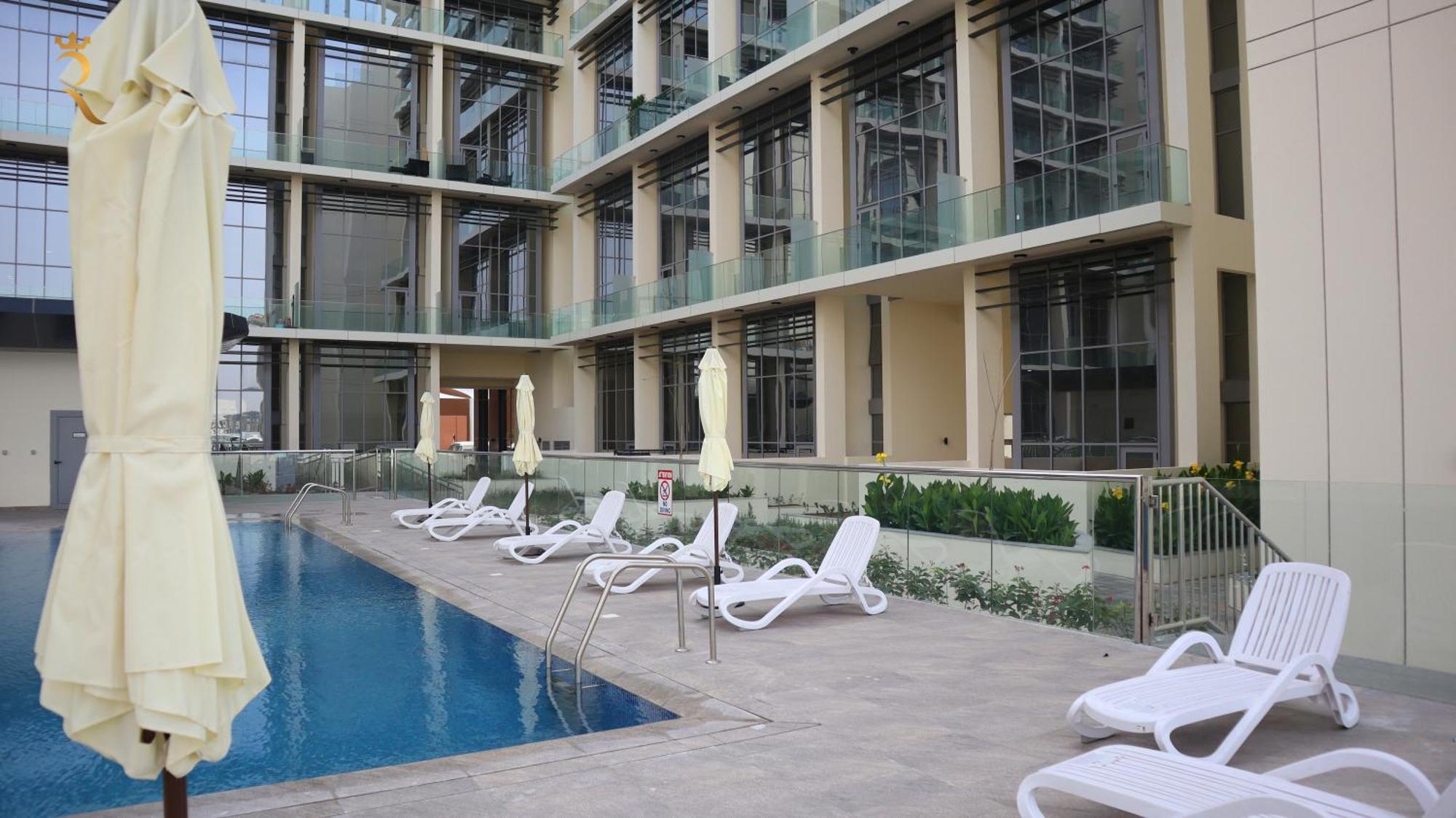 Executive Smart 1Br Living Space In Oasis *